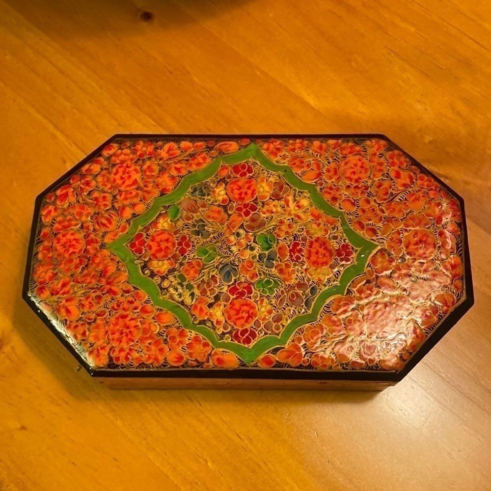 Indian Trinket Box with Velvet Inside EUC